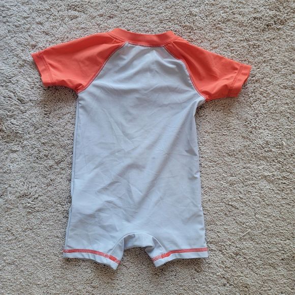 Old Navy Lifeguard Rashguard Swimsuit Size 6-12 M - Picture 3 of 4